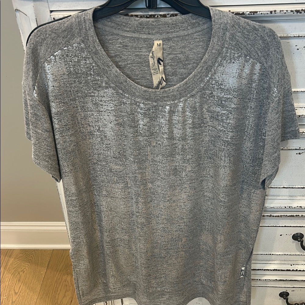 Gray Women's 7 Top